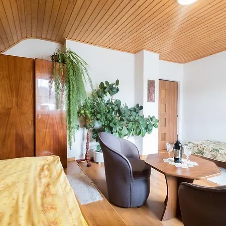 Domcek Na Orave Rum i privatbostad *