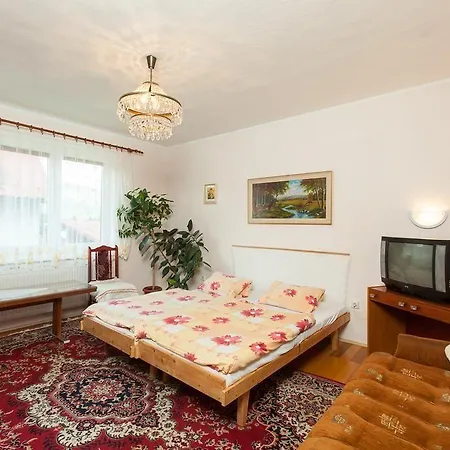 Rum i privatbostad Domcek Na Orave *