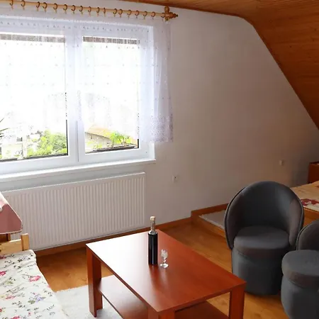 Domcek Na Orave Quarto em Acomodações Particulares